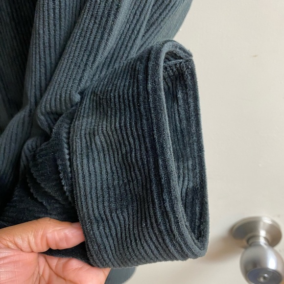 Alfani Black Button Up shirt Retail $140 - Picture 6 of 11